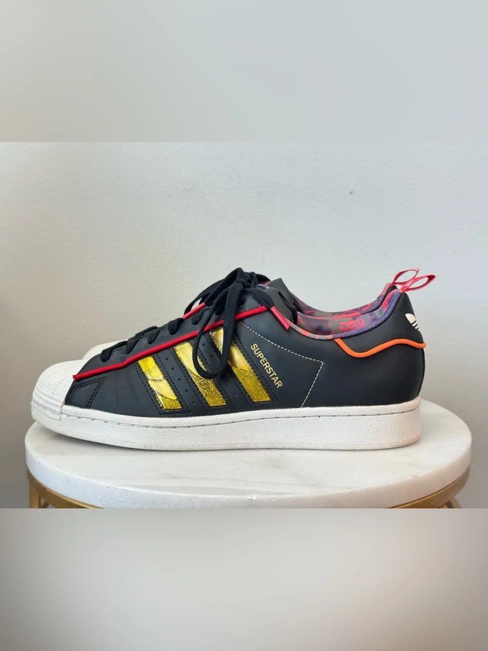 adidas classic superstar